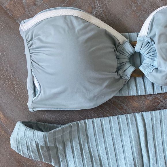 Strapless Blue Bandeau Bikini Set - Picture 4 of 4